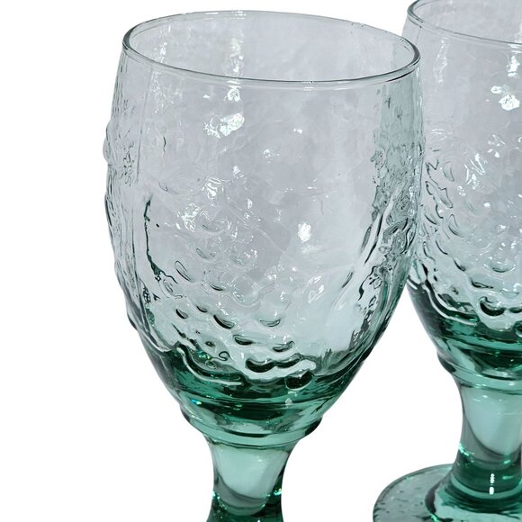 2 Libbey Glass Orchard Fruit Green Goblets 7" water ice tea glasses 16oz embosse - Picture 3 of 6